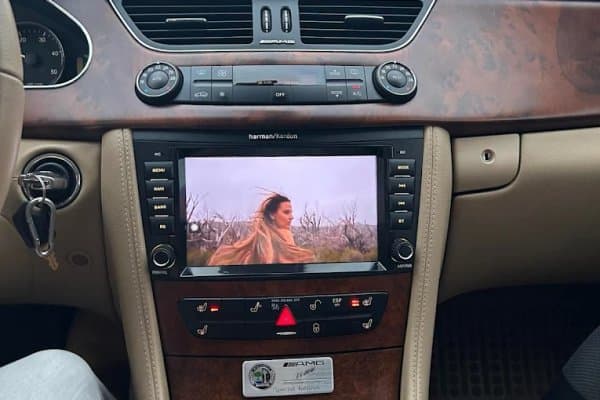 Radio Android w Mercedes-Benz CLS AMG — realizacja AdiAuto